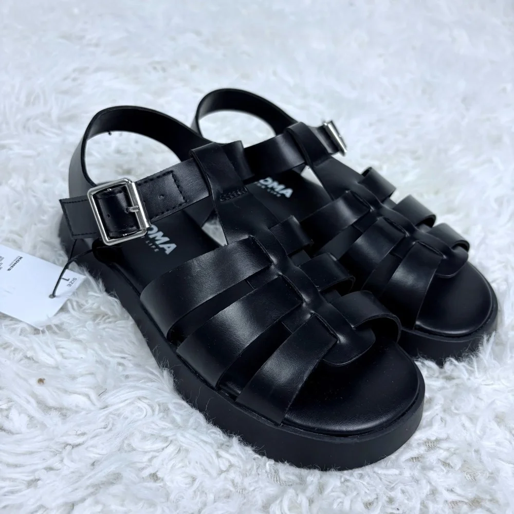 NWT SONOMA Black faux leather Chunky Platform Sandals size 1 & 3